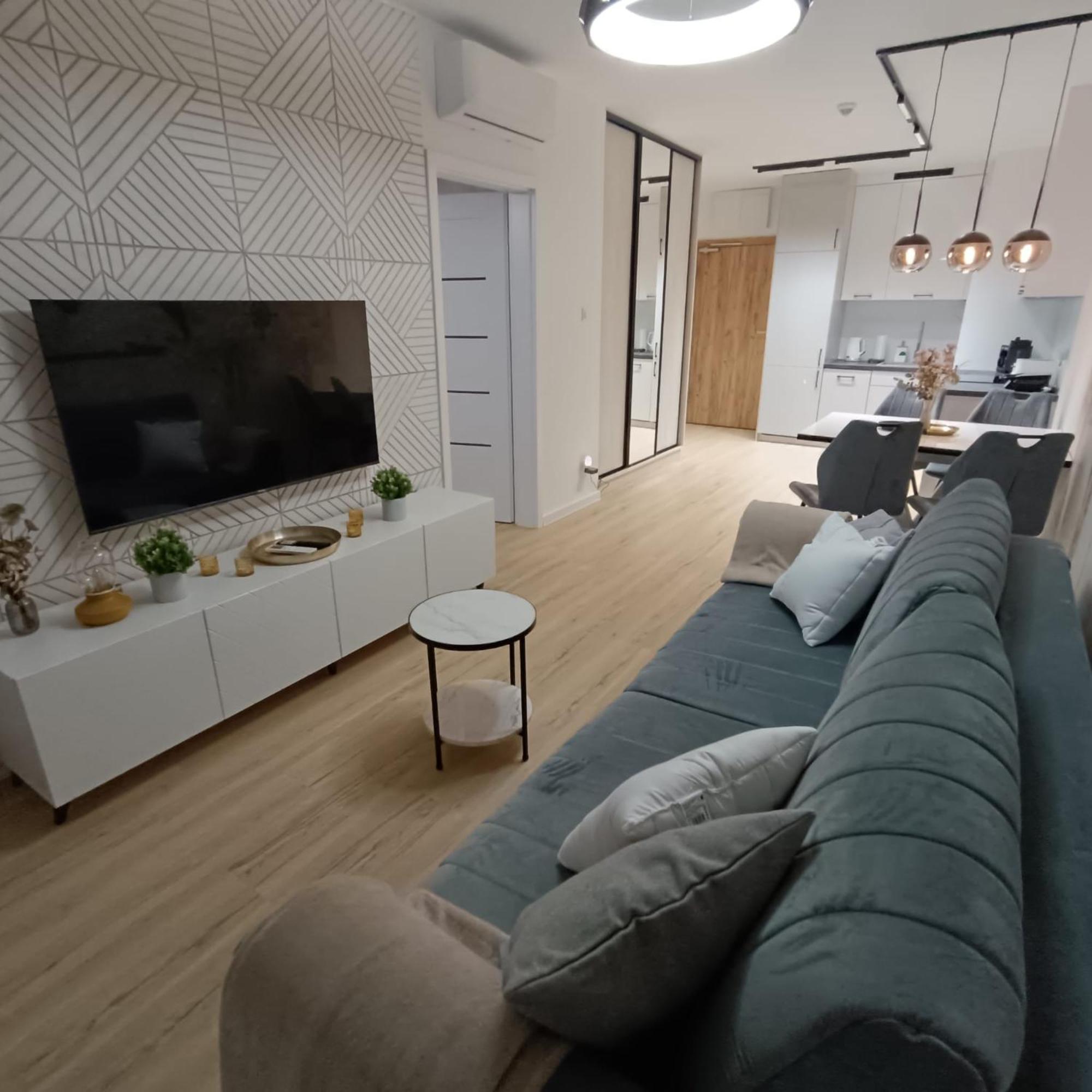 Apartment Butterfly Luxury Kasprowicza Klimatyzacja, Prywatny Parking, Basen & Fitness W Cenie Kolberg