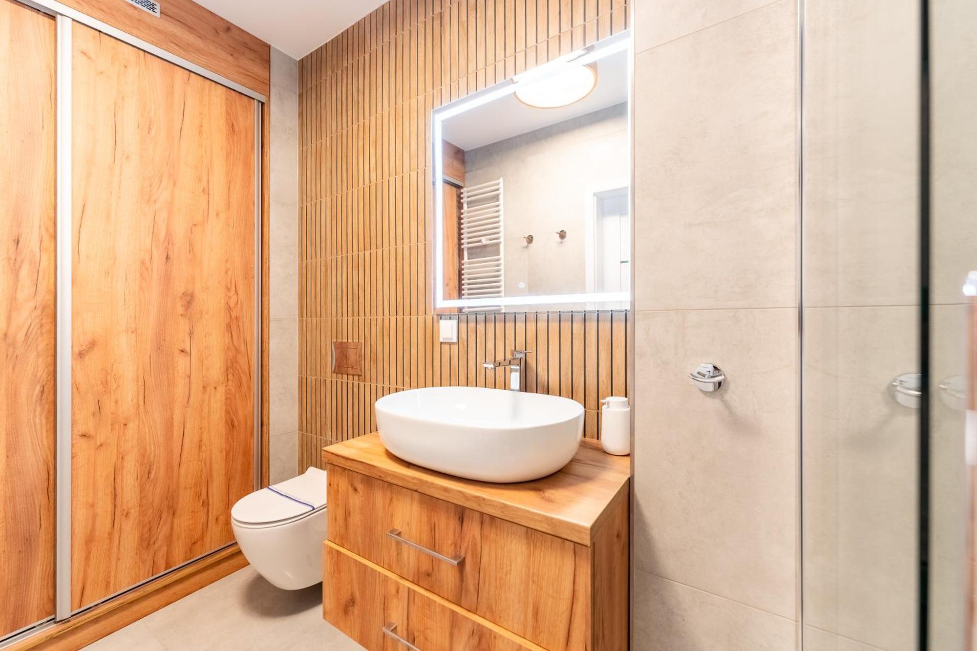 Butterfly Luxury Kasprowicza Klimatyzacja, Prywatny Parking, Basen & Fitness W Cenie Kolberg